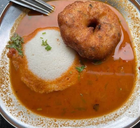 Sambhar Idli Vada